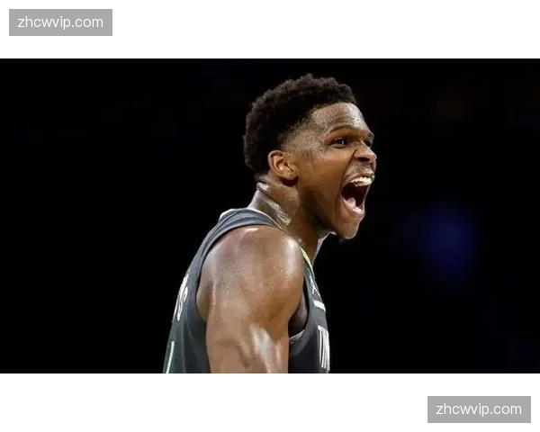 森林狼爱德华兹膝盖伤情存疑，带伤出战展现领袖担当